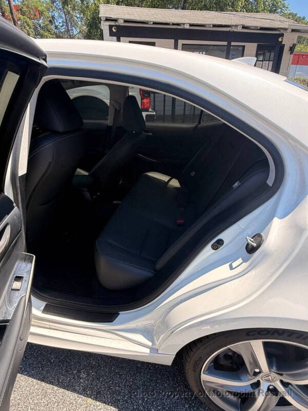 2018 Lexus IS 300