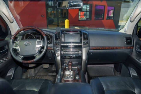 2013 Toyota Land Cruiser