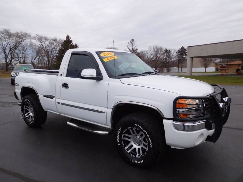 2004 GMC Sierra 1500 for sale at North State Motors in Belvidere IL