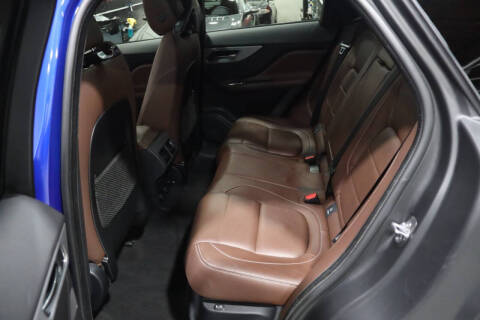 2019 Jaguar F-PACE S