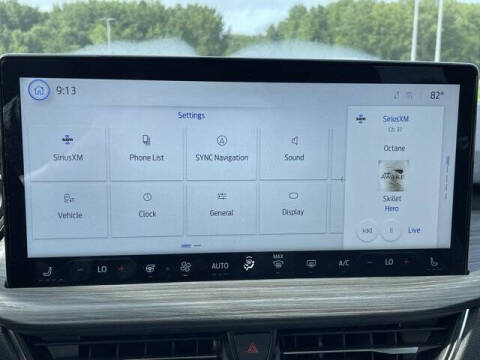 2024 Ford Escape Hybrid Platinum