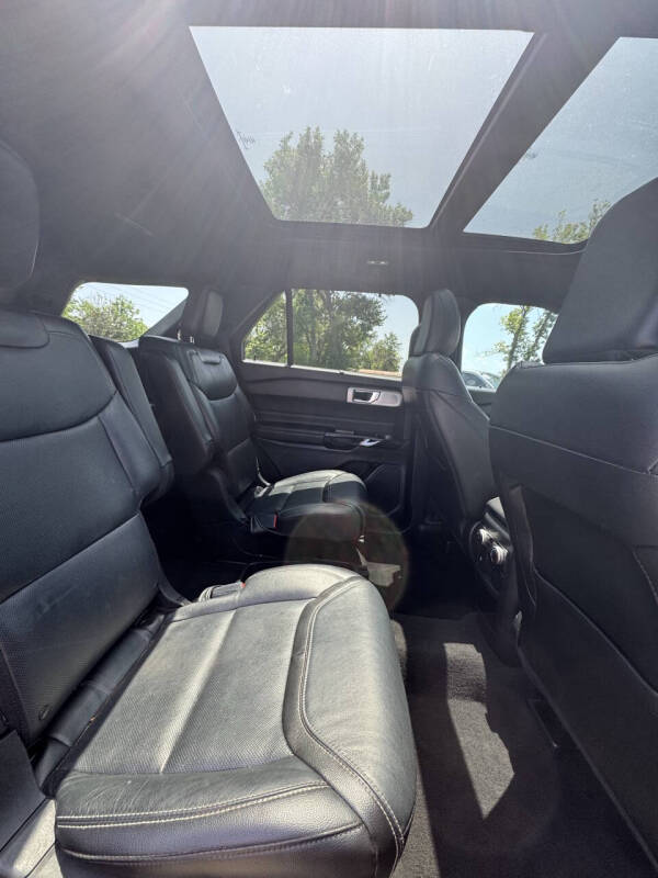 2021 Ford Explorer ST