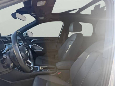 2020 Audi Q3 quattro Premium 45 TFSI