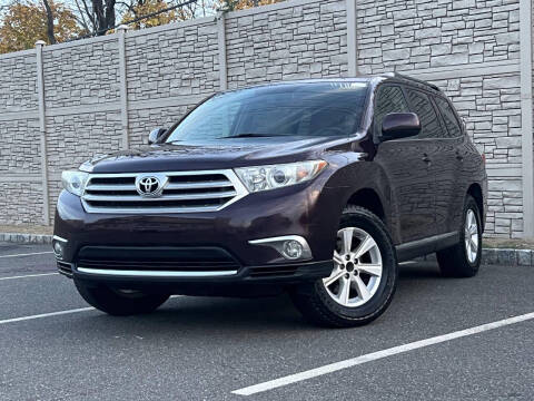 2011 Toyota Highlander for sale at Ali Z Motors LLC in Paterson NJ