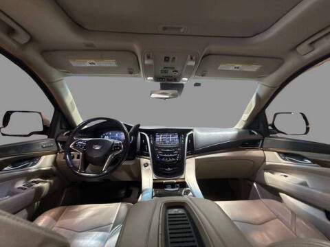 2018 Cadillac Escalade ESV Luxury