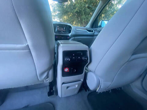 2017 GMC Acadia SLE-1