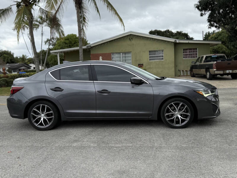 2019 Acura ILX w/Premium