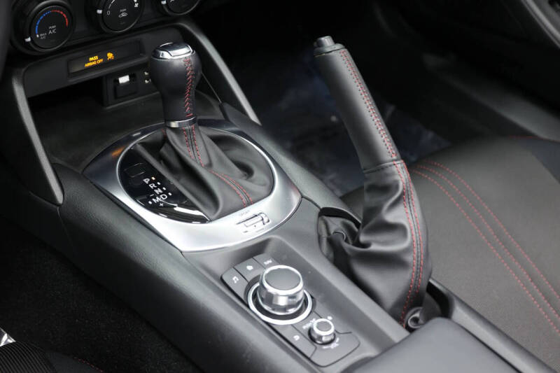 2016 Mazda MX-5 Miata Club