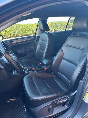 2017 Volkswagen Golf Alltrack