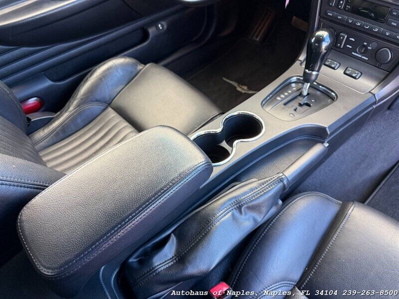 2005 Ford Thunderbird Deluxe