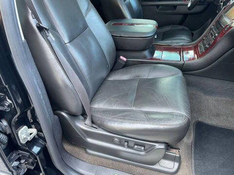 2011 Cadillac Escalade Premium