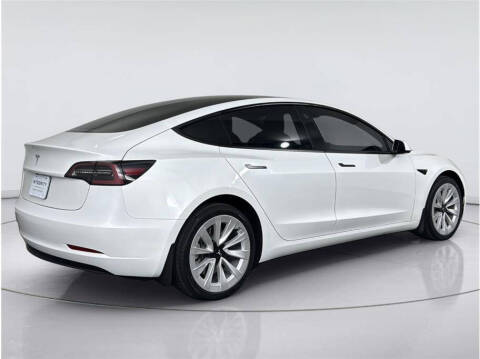 2021 Tesla Model 3 Standard Range Plus