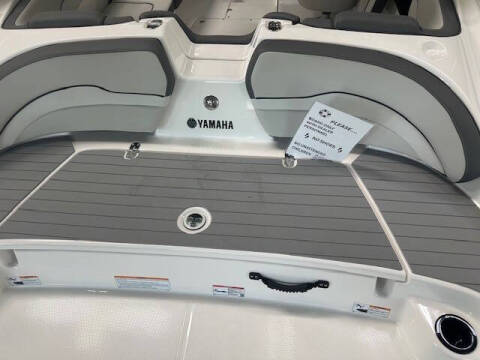 2025 Yamaha AR190