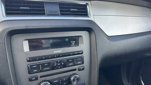 2012 Ford Mustang V6 Premium