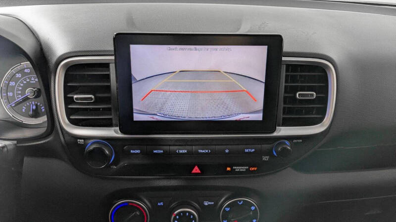 2021 Hyundai Venue SE