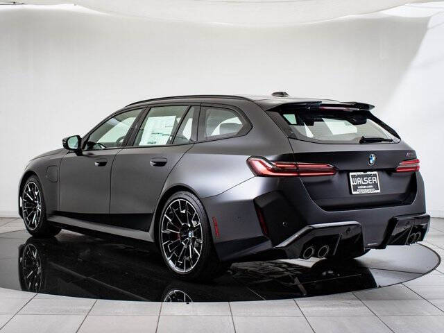 2025 BMW M5 Touring