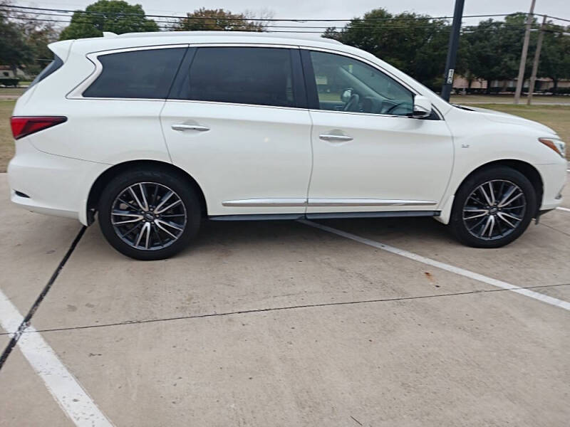 2017 Infiniti QX60