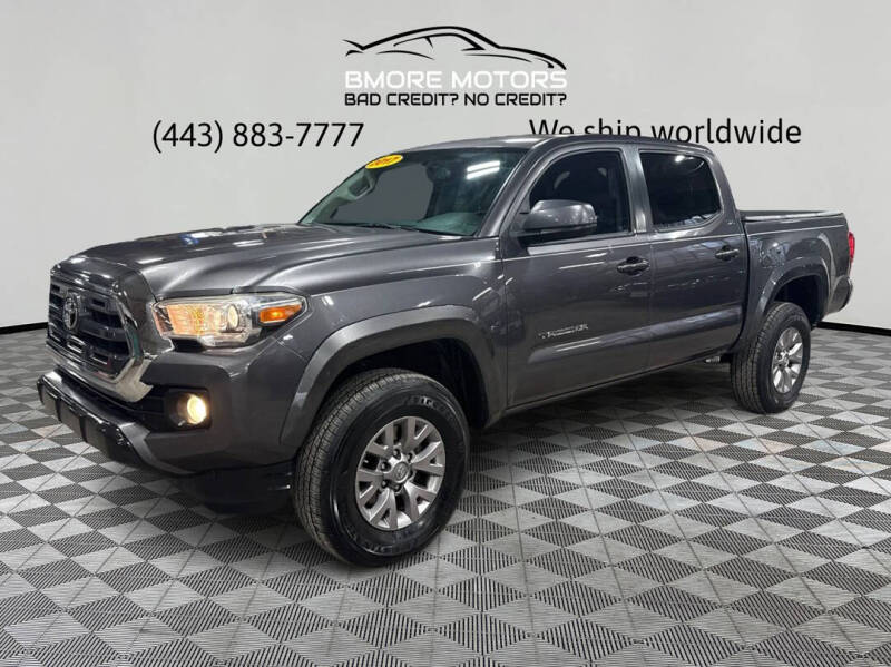 2017 Toyota Tacoma SR5's photo