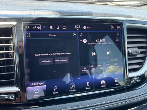 2023 Chrysler Pacifica Touring