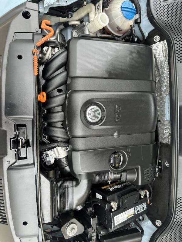 2012 Volkswagen Beetle 2.5L