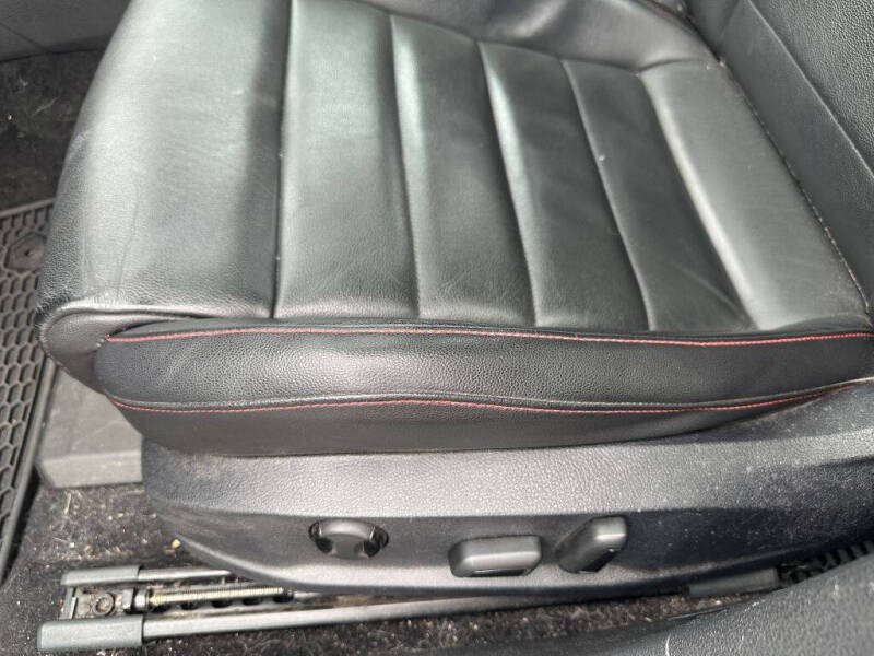 2018 Volkswagen Golf GTI S