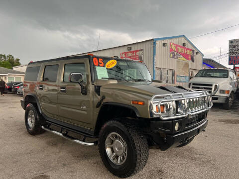 2005 HUMMER H2 for sale at ONYX AUTOMOTIVE, LLC in Largo FL