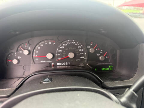 2005 Ford Explorer XLT