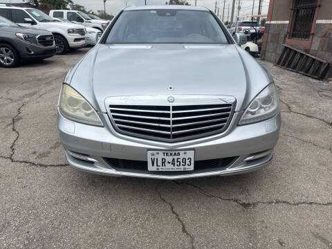 2010 Mercedes-Benz S-Class S 550
