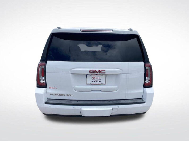 2017 GMC Yukon XL SLT