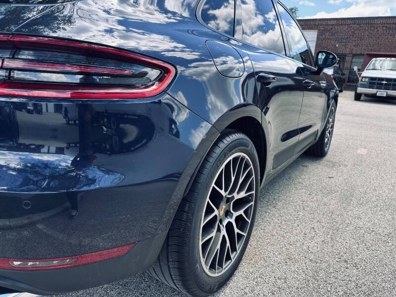 2018 Porsche Macan