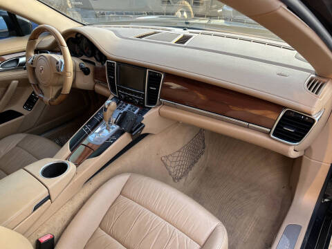 2011 Porsche Panamera