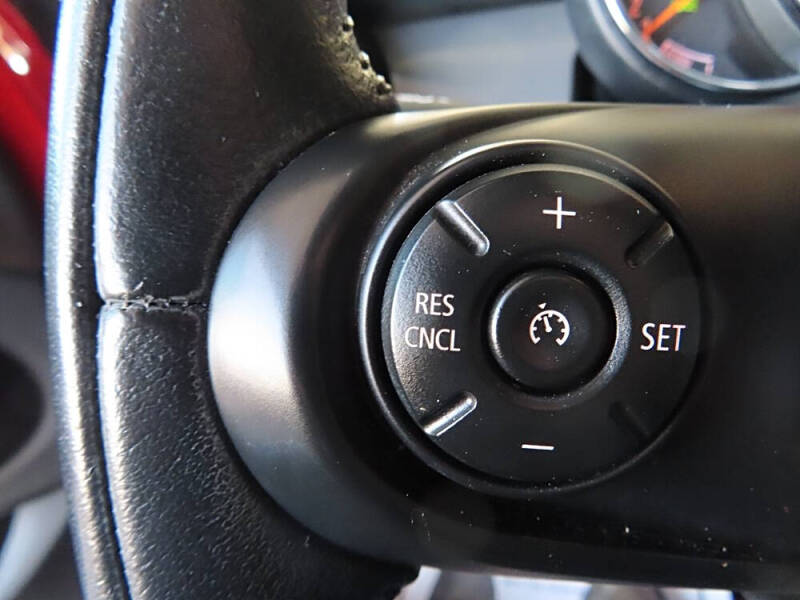 2017 MINI Hardtop 4 Door Cooper