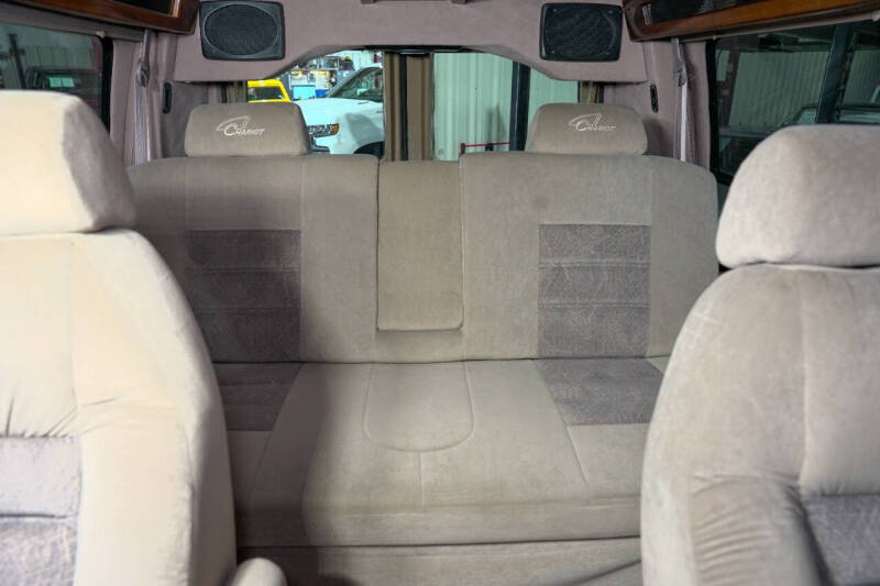 2002 Ford E-Series E-150
