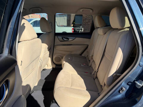 2016 Nissan Rogue SV