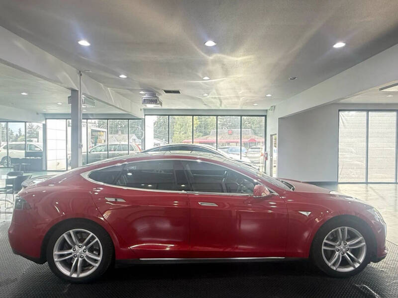 2013 Tesla Model S Performance