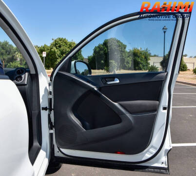 2015 Volkswagen Tiguan S