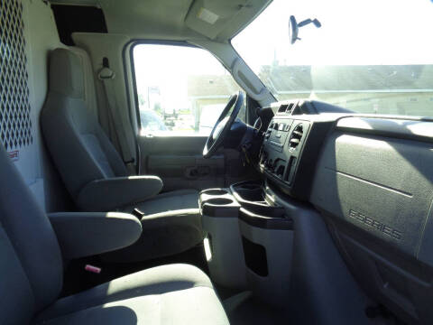 2011 Ford E-Series E-250