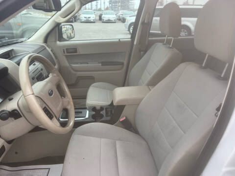 2011 Ford Escape XLT