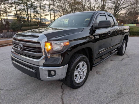 2015 Toyota Tundra SR5