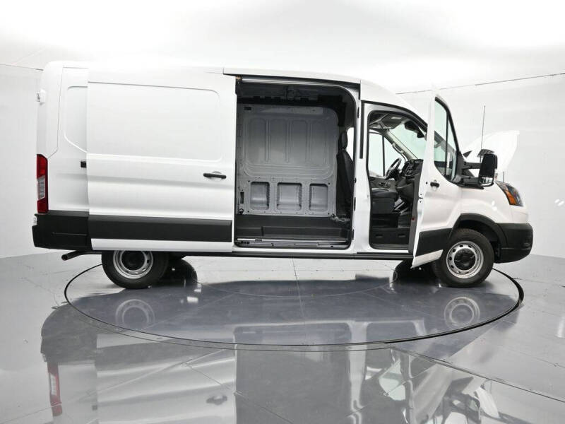 2025 Ford Transit 250
