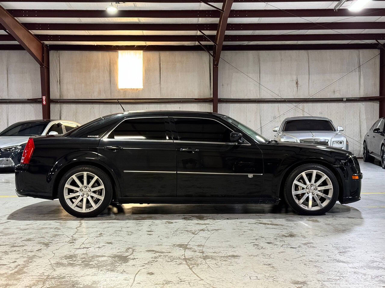 2008 Chrysler 300 for sale at Carnival Car Company in Victoria, TX