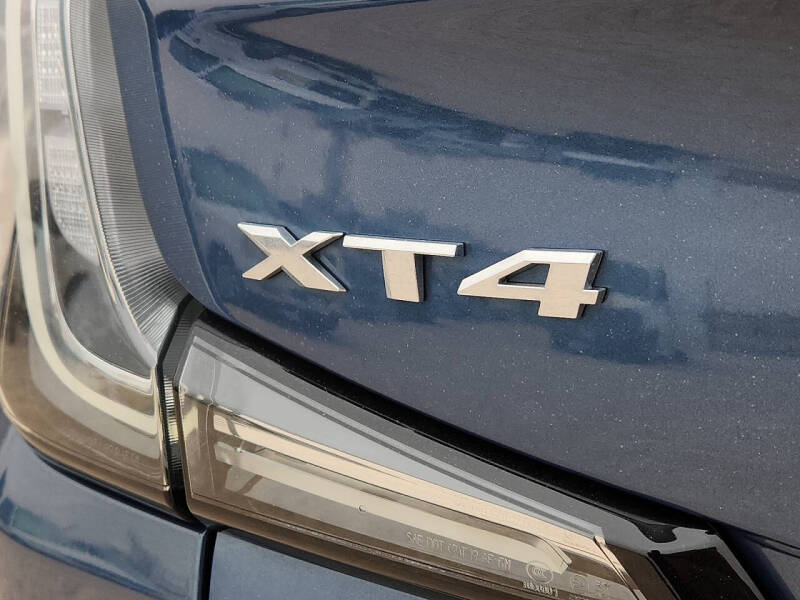 2024 Cadillac XT4 Sport