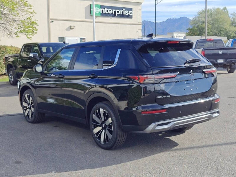 2025 Mitsubishi Outlander SE