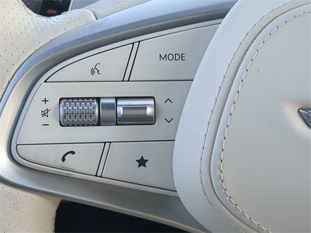 2023 Genesis Electrified GV70