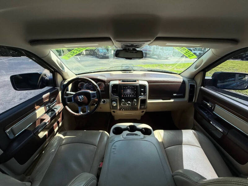 2015 RAM 1500 Laramie