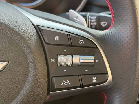 2023 Genesis G70