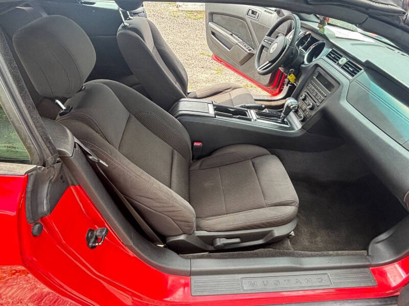 2012 Ford Mustang V6 Premium