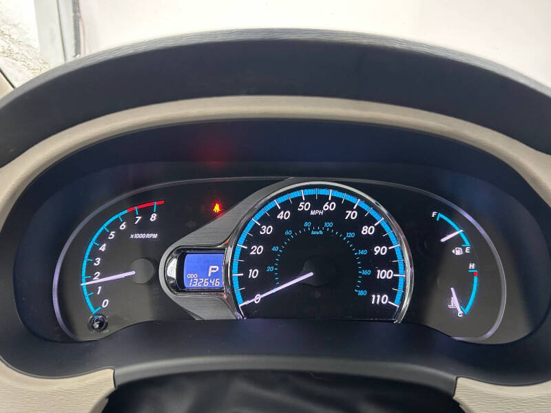 2011 Toyota Sienna XLE 8-Passenger