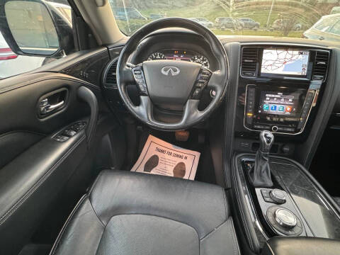 2021 Infiniti QX80 Luxe