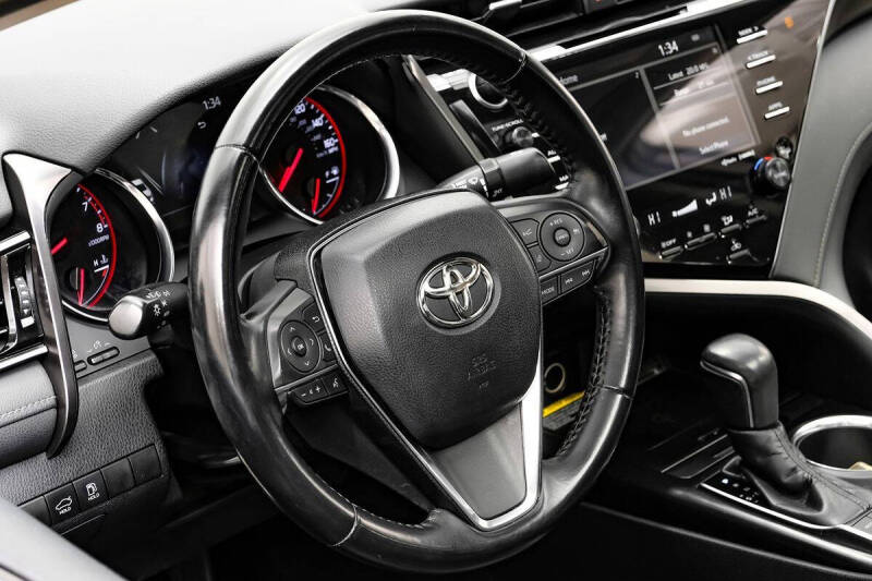 2019 Toyota Camry XSE